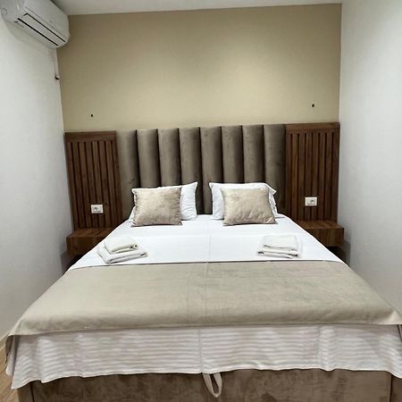Apartments Duran อุลซิน ภายนอก รูปภาพ