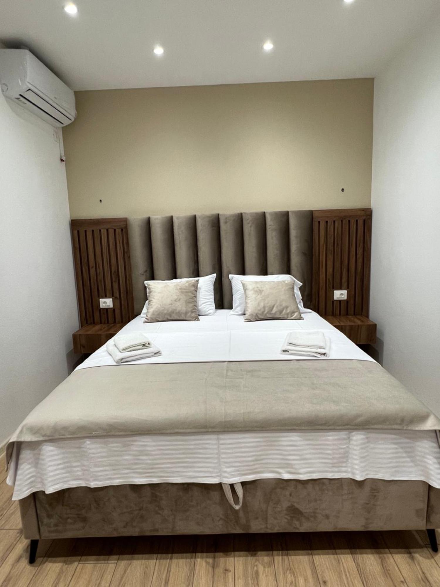 Apartments Duran อุลซิน ภายนอก รูปภาพ